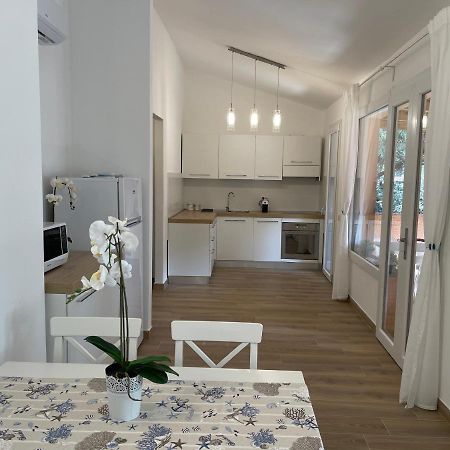 Beach House Calaverde Village Санта-Маргерита-ди-Пула Экстерьер фото