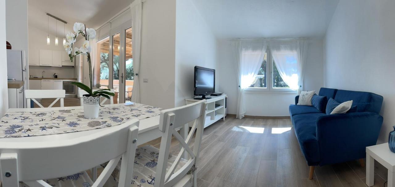 Beach House Calaverde Village Санта-Маргерита-ди-Пула Экстерьер фото